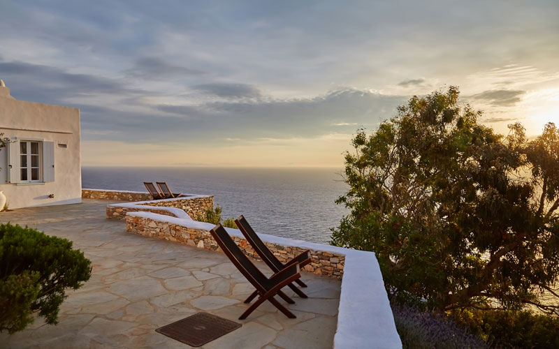 outdoors sitting area