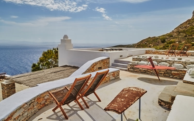 outdoors sitting area