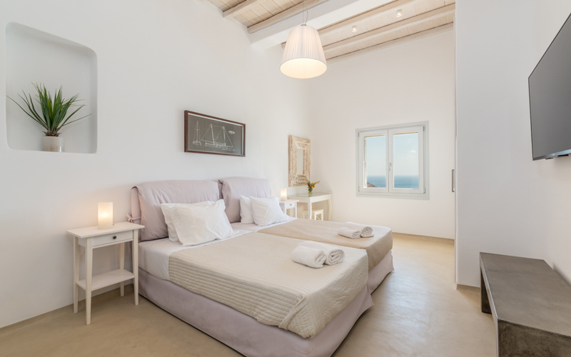 twin bedroom