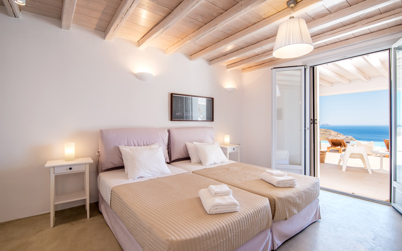 twin bedroom