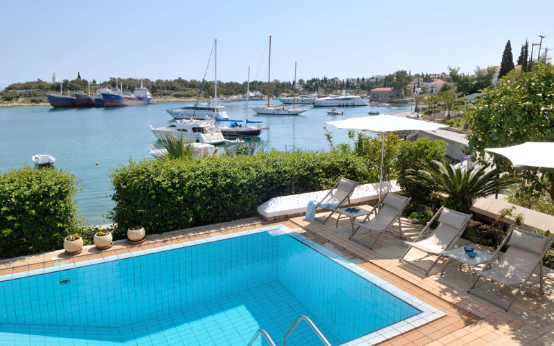 sunbeds by the pool