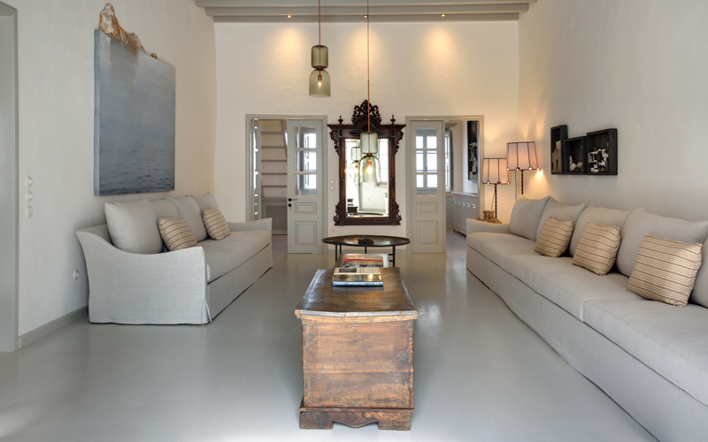 lounge area