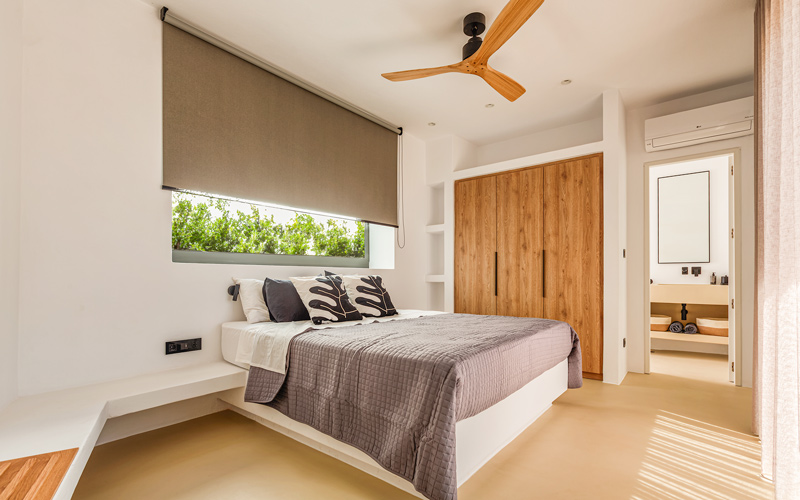 bedroom with en suite shower room