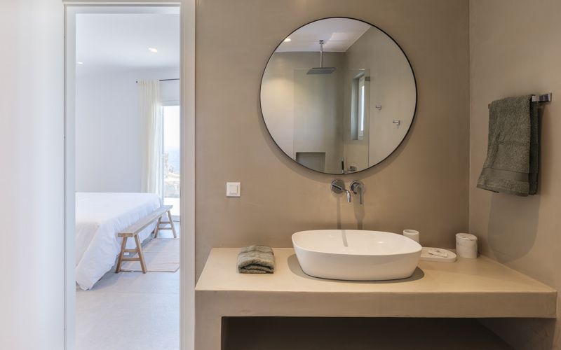 en-suite bathroom