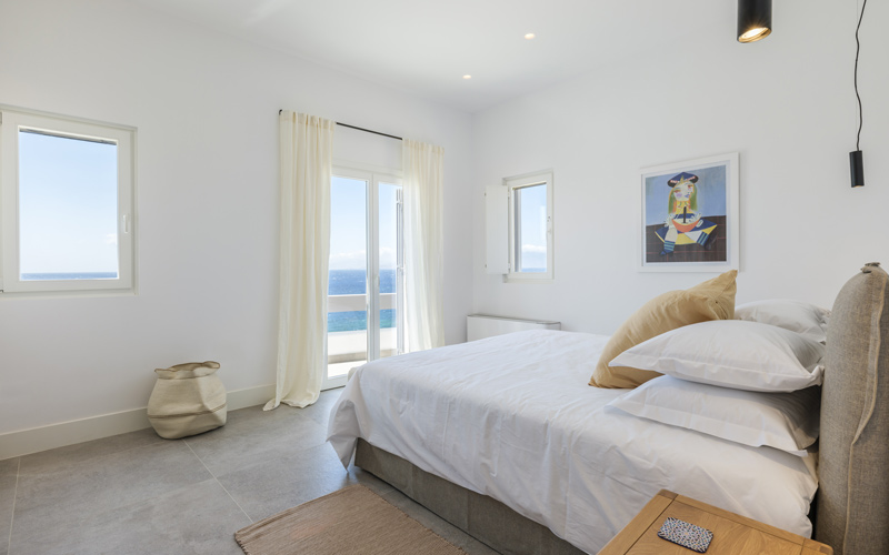 double bed bedroom