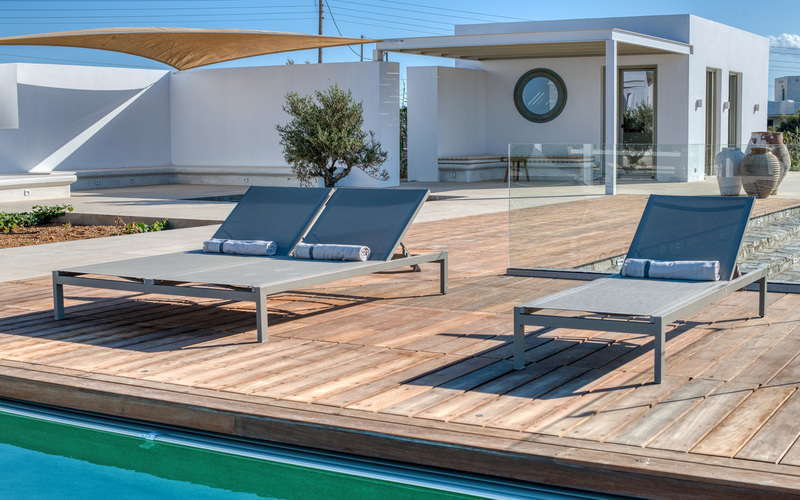pool area with sunbed