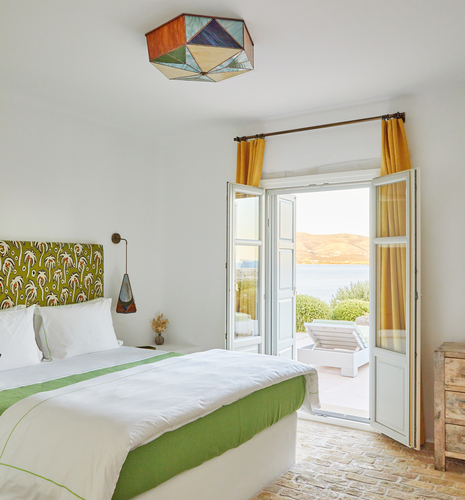 double bedroom with sea view