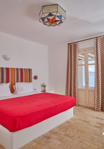 bedroom with double bed