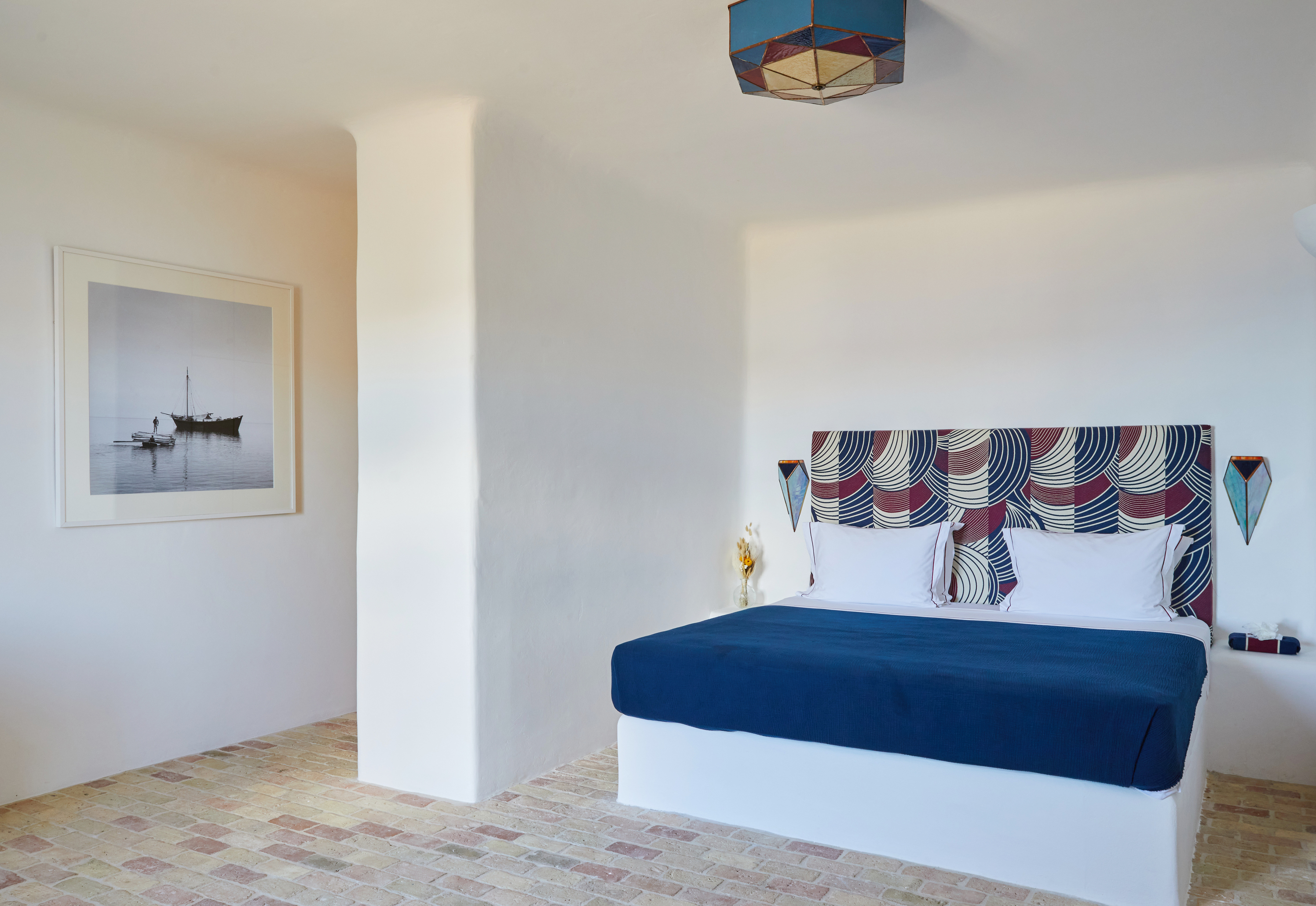 bedroom with double bed
