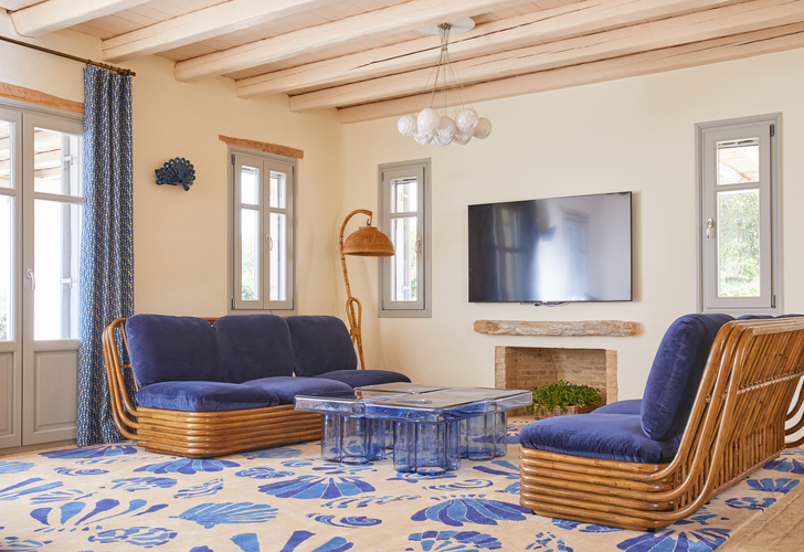 living area with TV