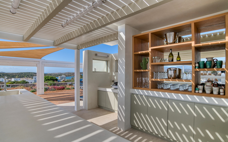 outdoor bar area