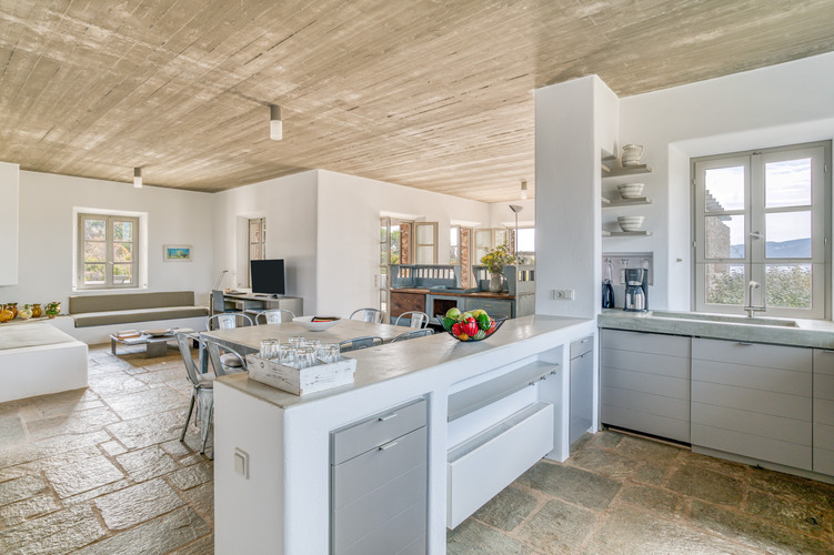 STONE OPEN KITCHEN