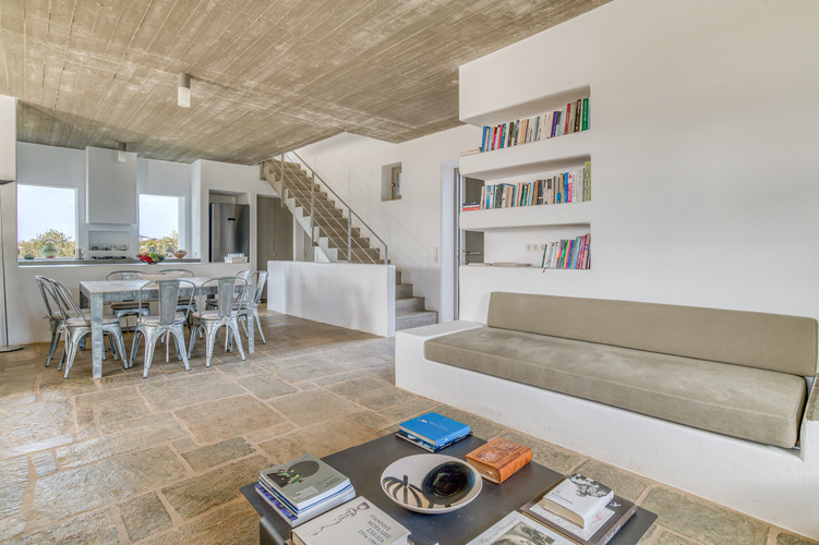 STONE SITTING&DINING STAIRS TO MASTER BEDROOM