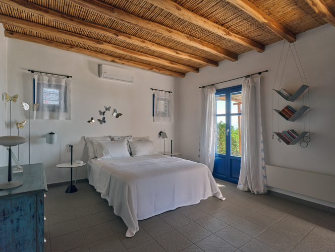 double bed bedroom