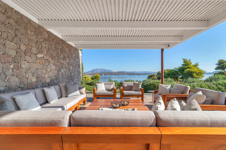 outdoor shaded dining area