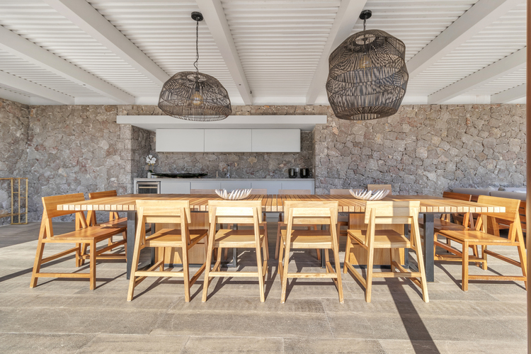 outdoor dining area