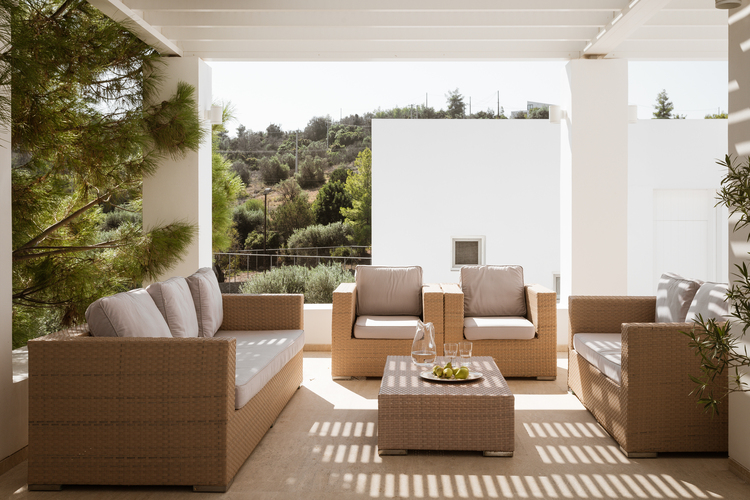 outdoor lounge area