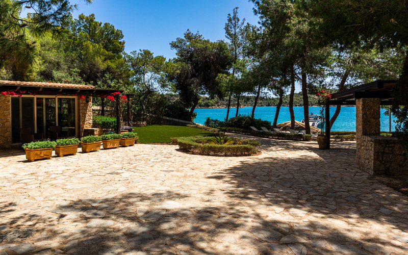 garden with sea view