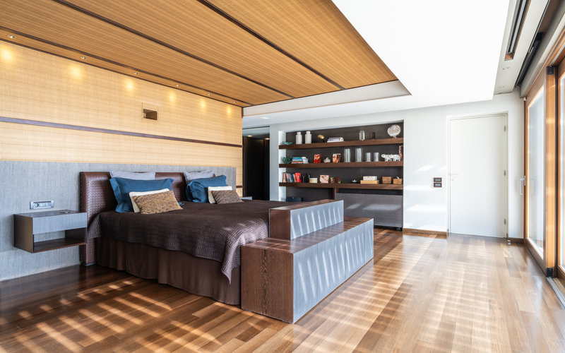bedroom with double bed