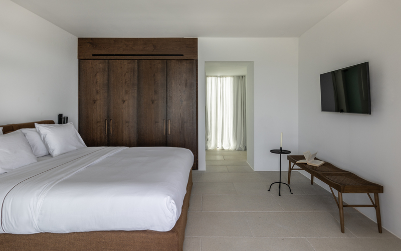 bedroom with double bed