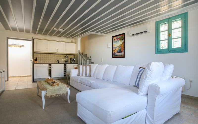 mini lounge area