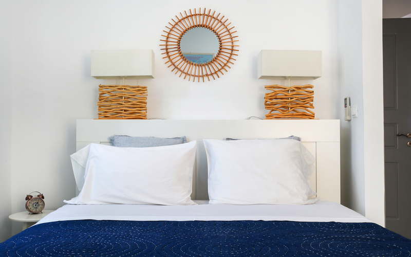 bedroom with double bed