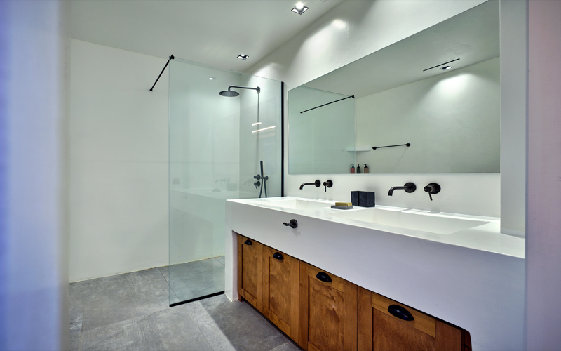 bathroom with shower