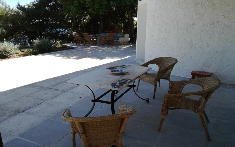 outdoor lounge area