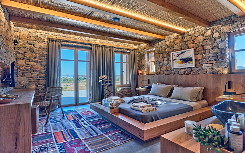bedroom with double bed