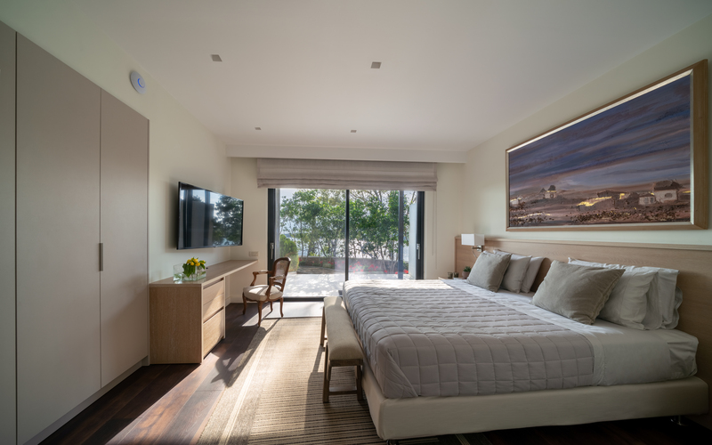 bedroom with double bed