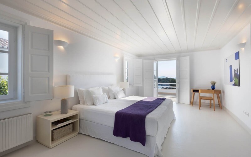 bedroom with double bed