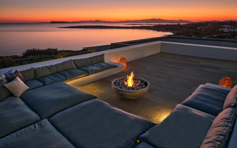outdoor lounge area