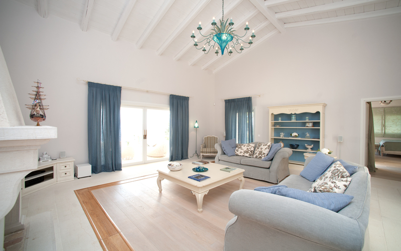living area with fireplace