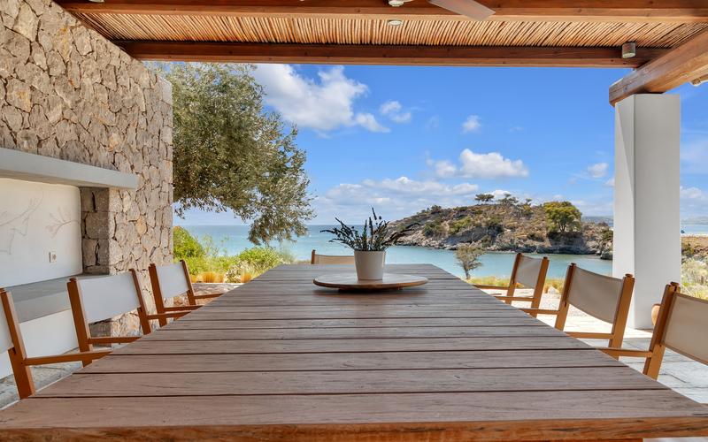 outdoor dining area