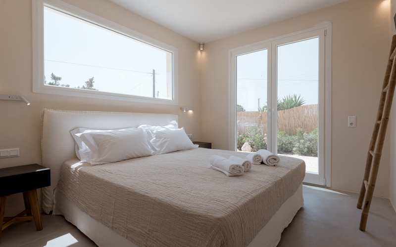 double bed bedroom
