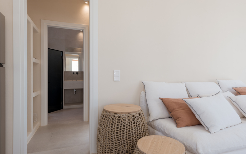 bedroom with double bed