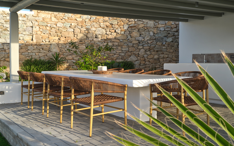 outdoor dining area