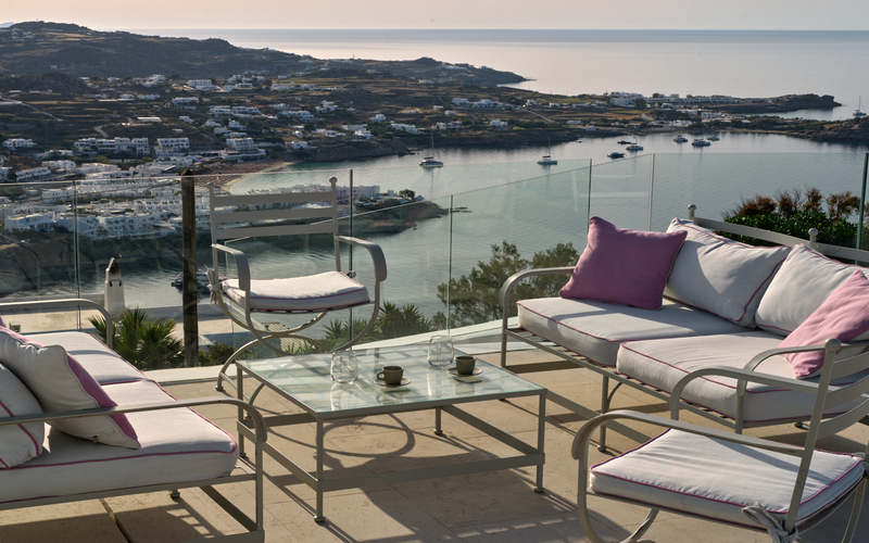 outdoor small lounge area