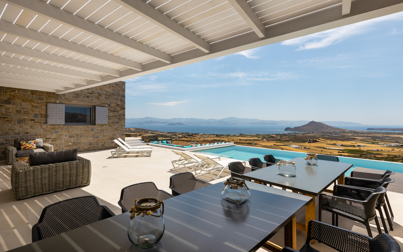 outdoor lounge area
