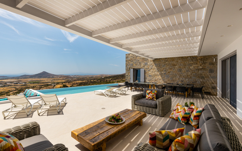 outdoor lounge area