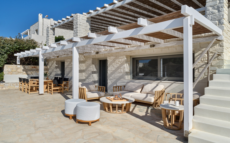 outdoor lounge area