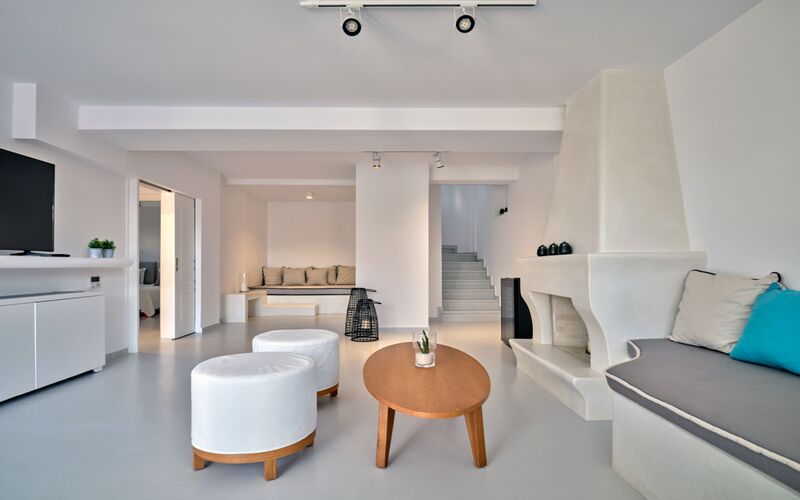 living area with fireplace