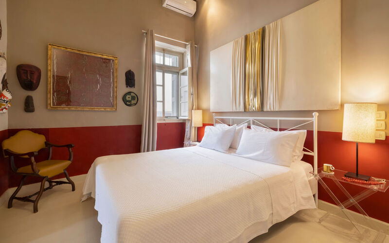 bedroom with double bed