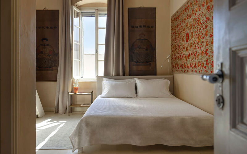 bedroom with double bed