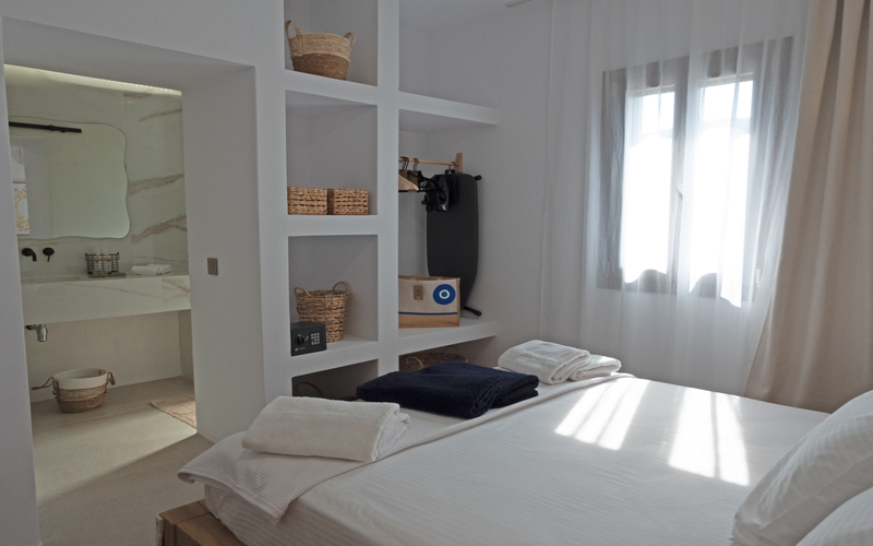 bedroom with double bed