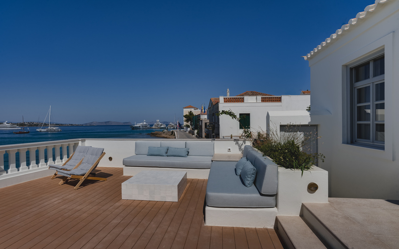 lounge area