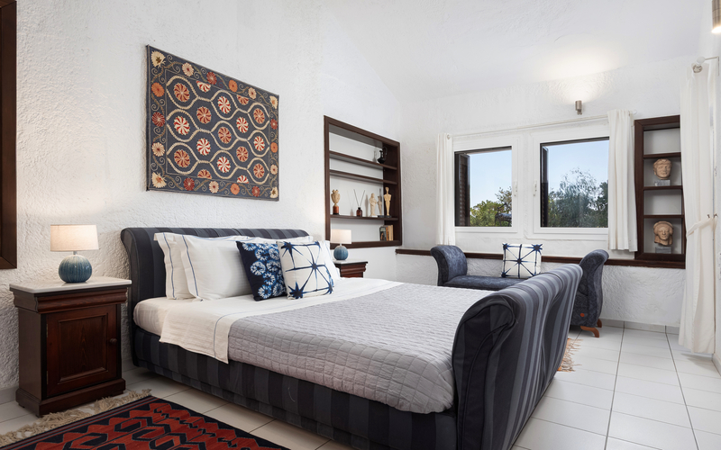 double bed bedroom