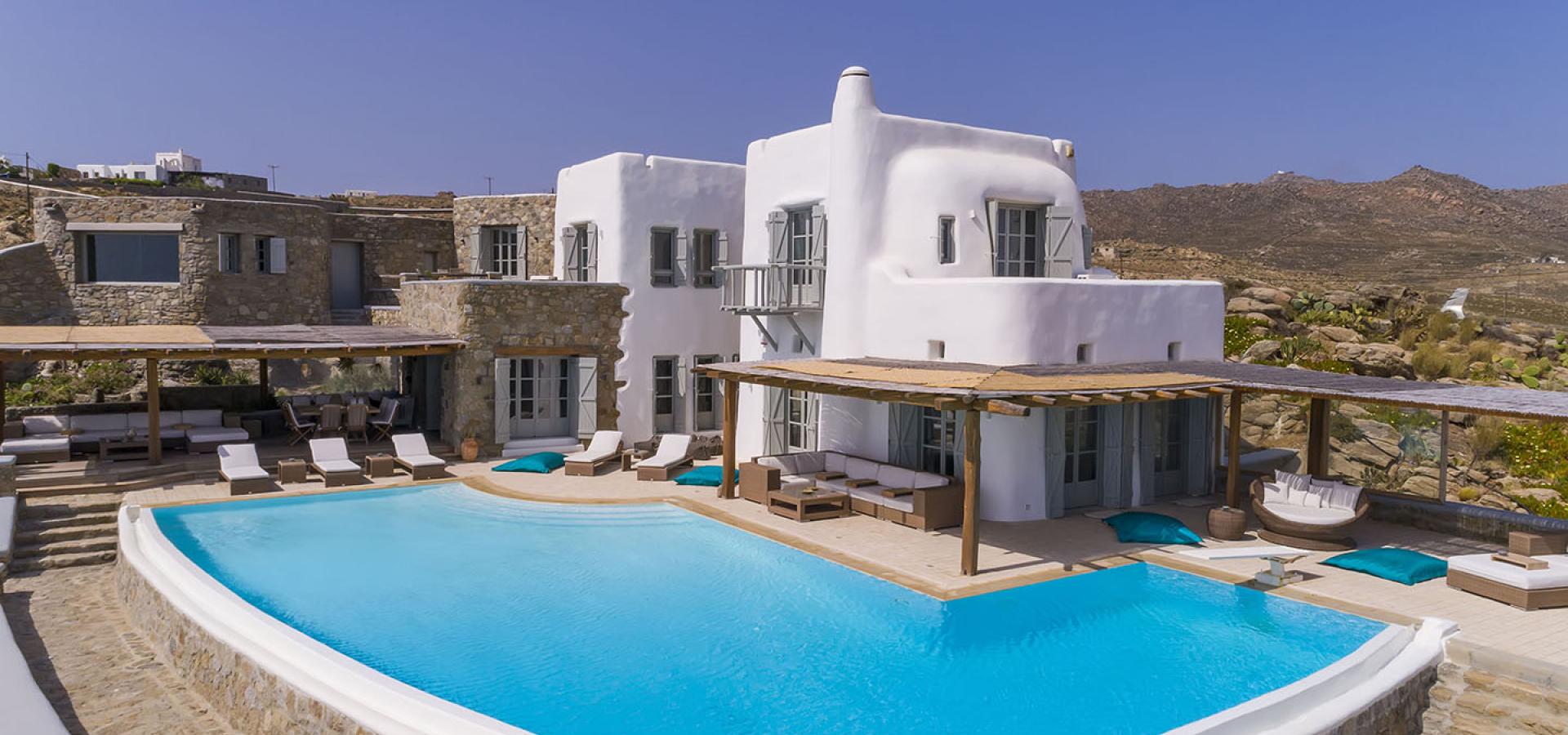 villa and pool area at daytime